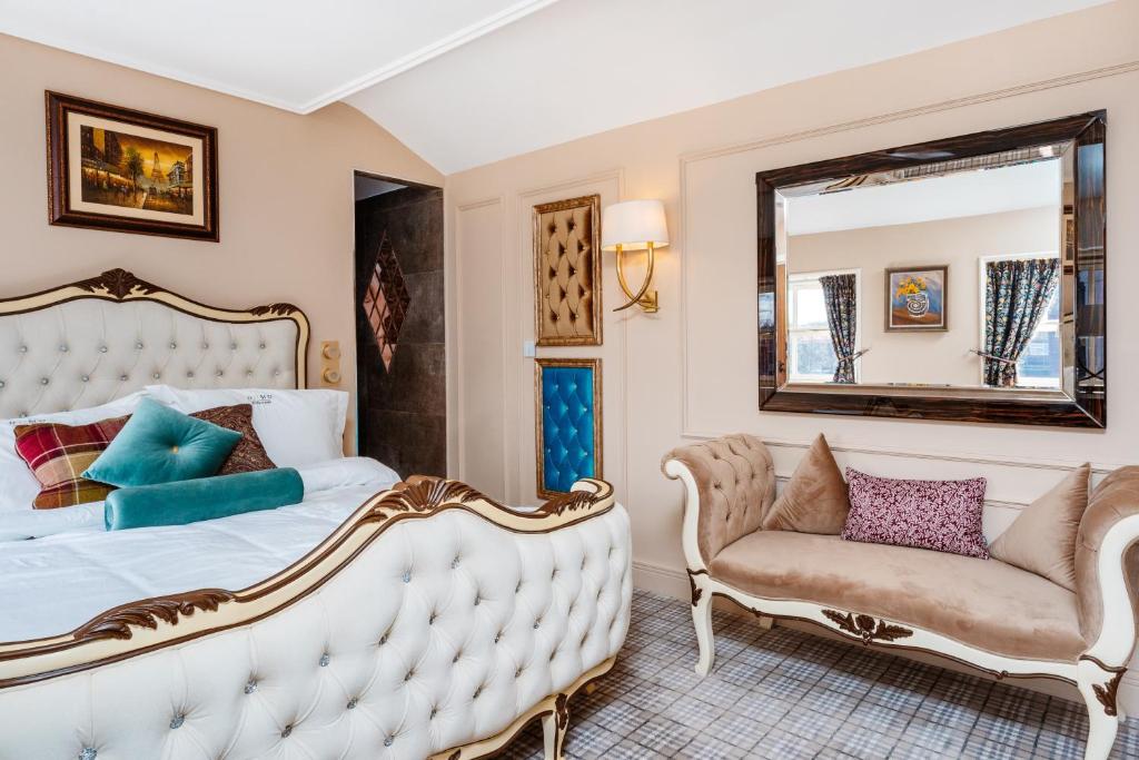 Domo Boutique Hotel - 