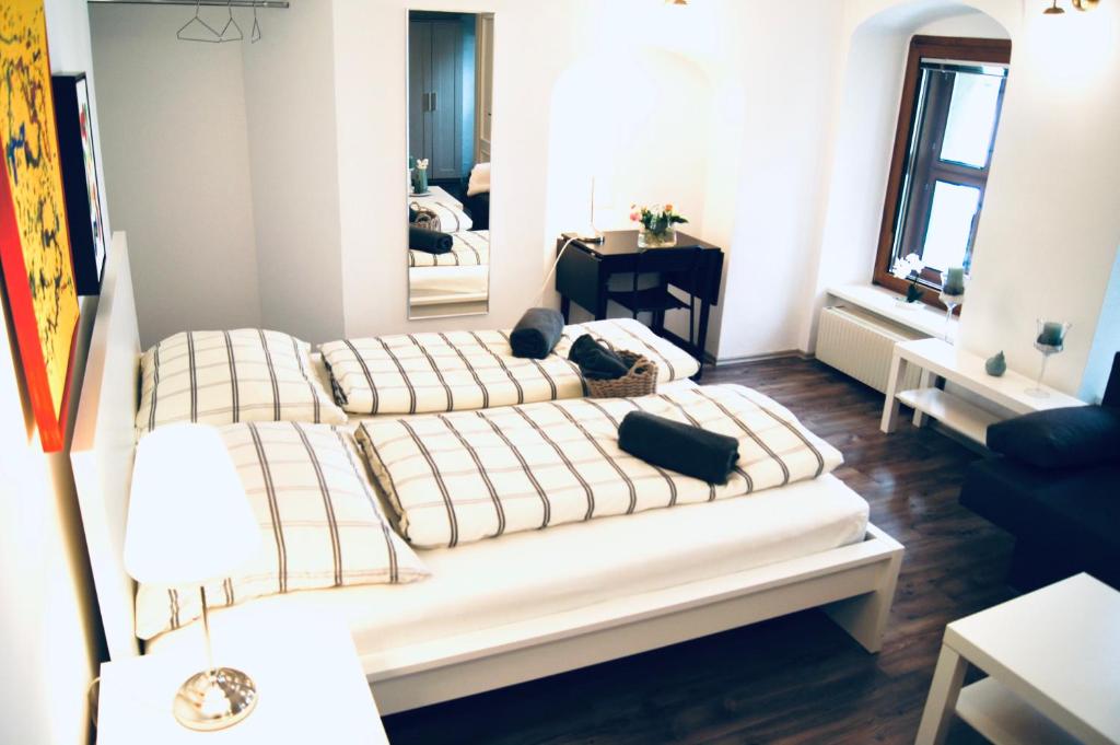 Postel nebo postele na pokoji v ubytování Beautiful Apartment 3 City Center
