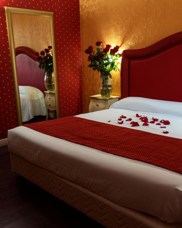 Postel nebo postele na pokoji v ubytování Hotel - Motel Flower