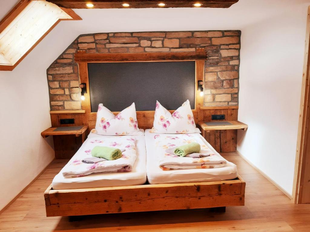 Postel nebo postele na pokoji v ubytování Schirfhof