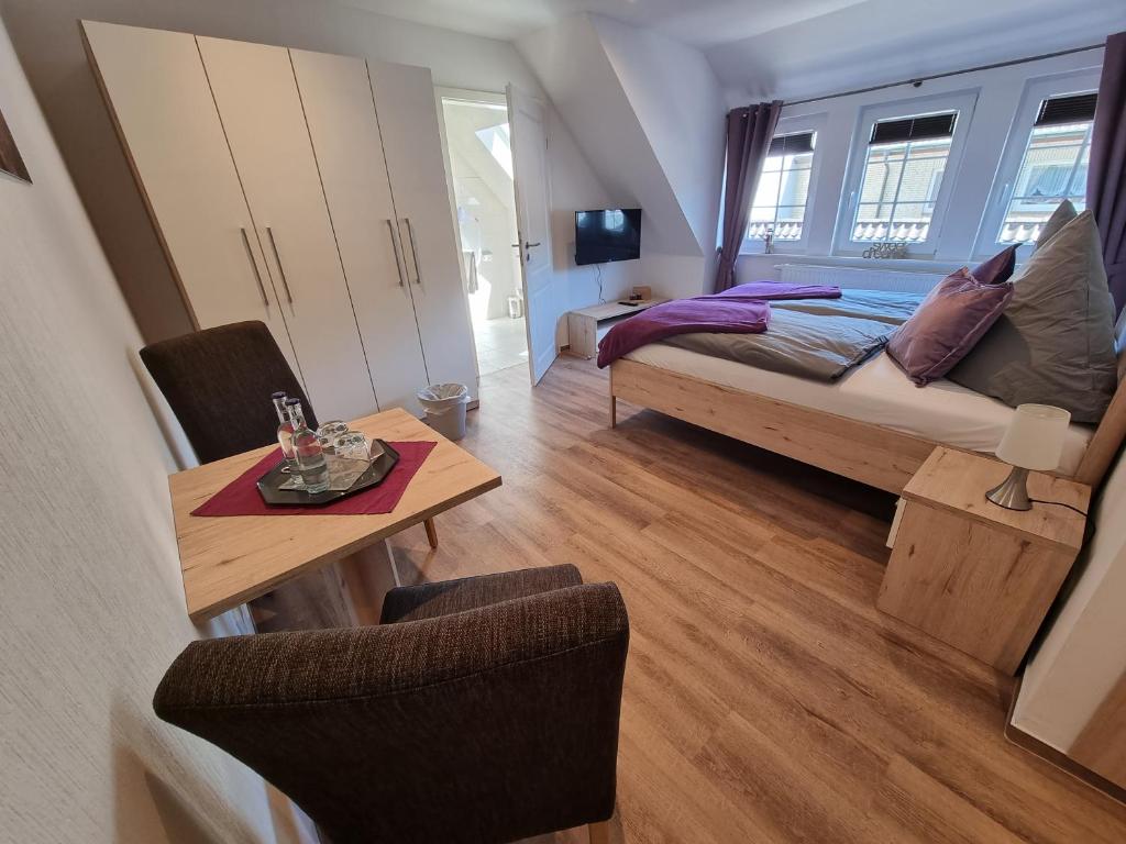 Postel nebo postele na pokoji v ubytování Landhotel Hof Barrl