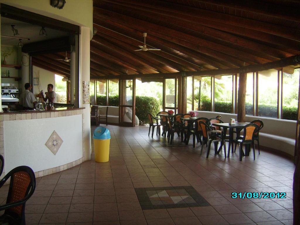 Restaurace v ubytování Cala Petrosa Resort