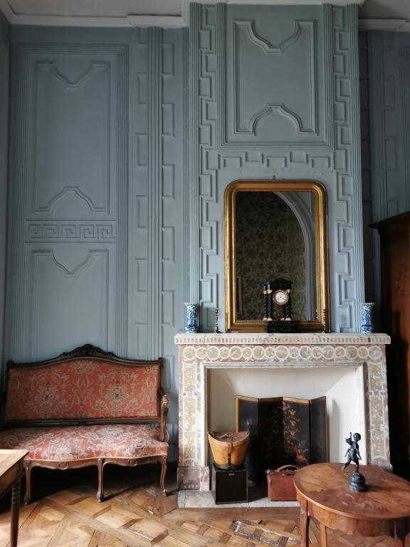 Château de Chasseneuil sur Bonnieure - Chambre Double Avec Vue Sur Jardin