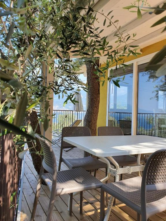 Balkón nebo terasa v ubytování Camping Le Maior