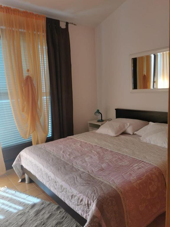 Apartmani Beba - Appartamento Con Balcone