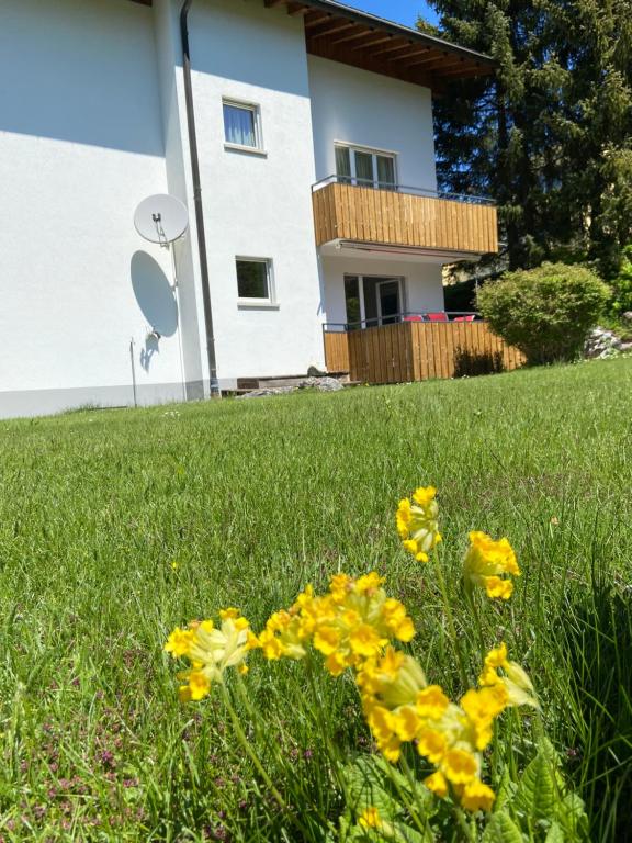Zahrada ubytování Casa Zundregn - ein Bijou mit privater Terrasse und E-Mobility