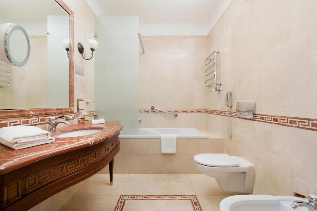 IBB Hotel Grand Hotel Lublin - Resim 35