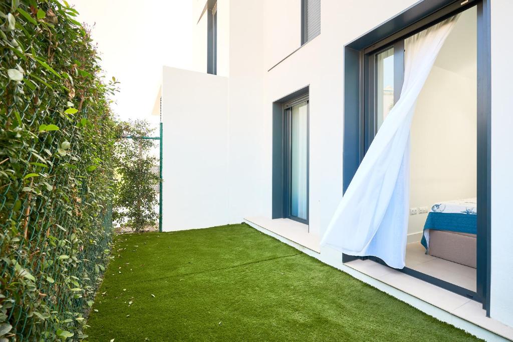 Vonkajšia záhrada v ubytovaní Sealine Torrox Costa TD01 by HolidayAndaluz