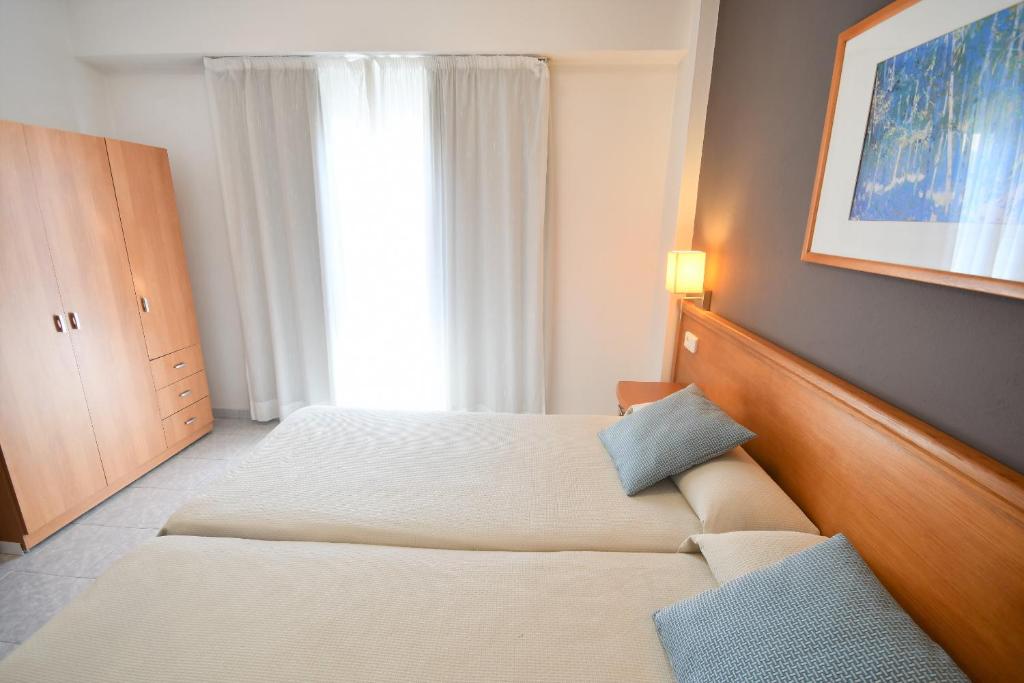 Hostal Mallorca, San Antonio – Updated 2023 Prices