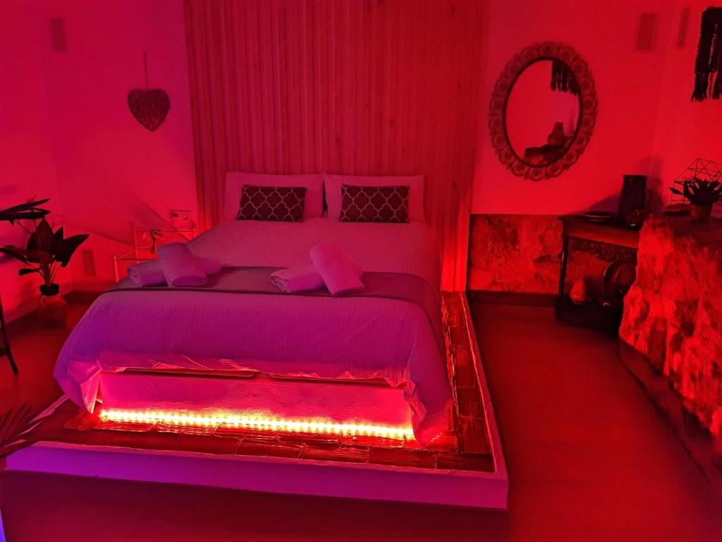 Postel nebo postele na pokoji v ubytování Duplex juderia de Cordoba