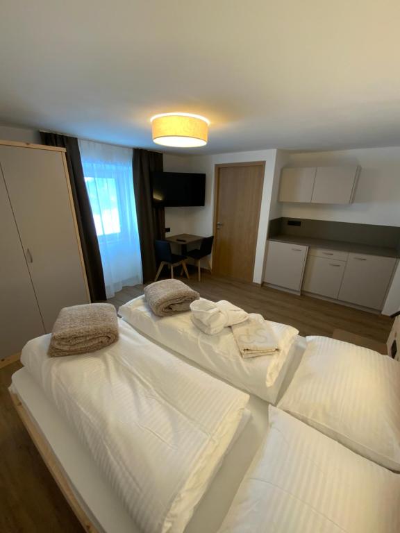 Dorfblick Appartements & Rooms - Chambre Double Avec Vue En Montagne