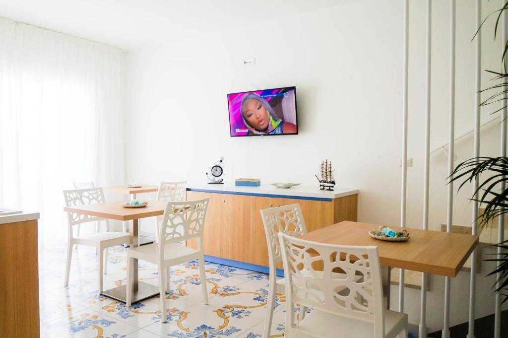 TV a/nebo společenská místnost v ubytování B&B Mareluce