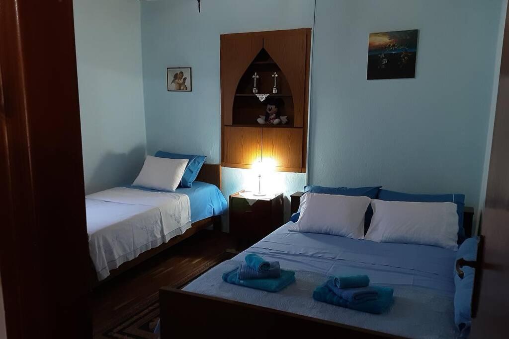 Posteľ alebo postele v izbe v ubytovaní john actors home