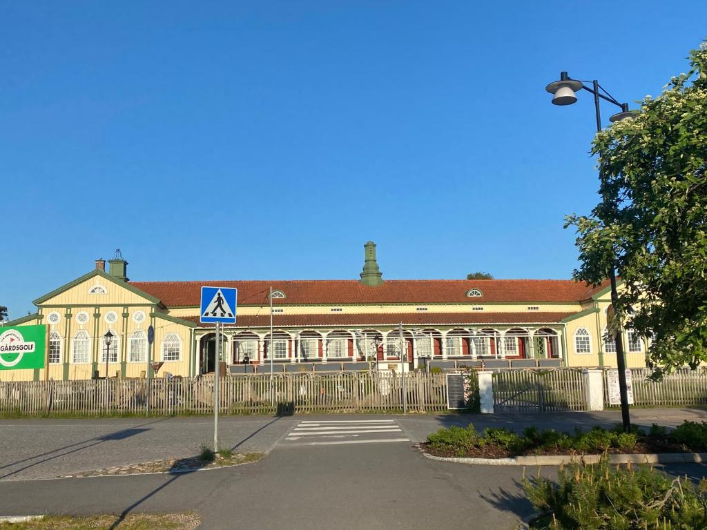 Budova, kde se prázdninový dům nachází