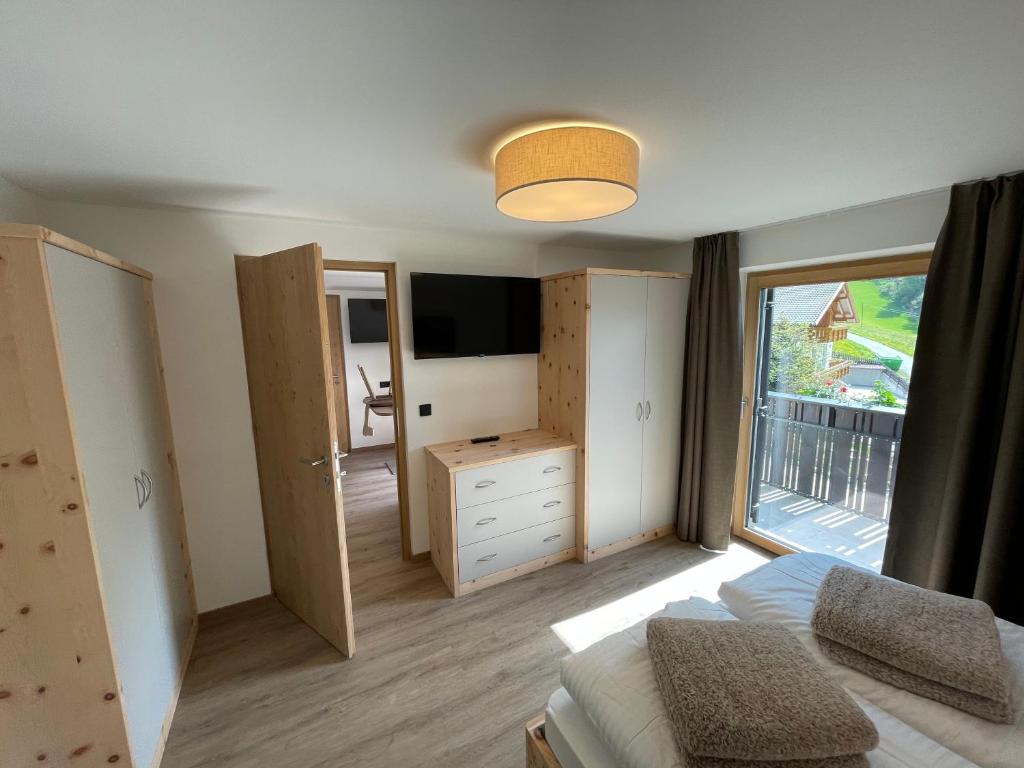 Dorfblick Appartements & Rooms - Appartement Avec Balcon