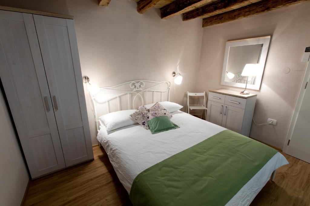 Postel nebo postele na pokoji v ubytování Guesthouse Centrum B&B