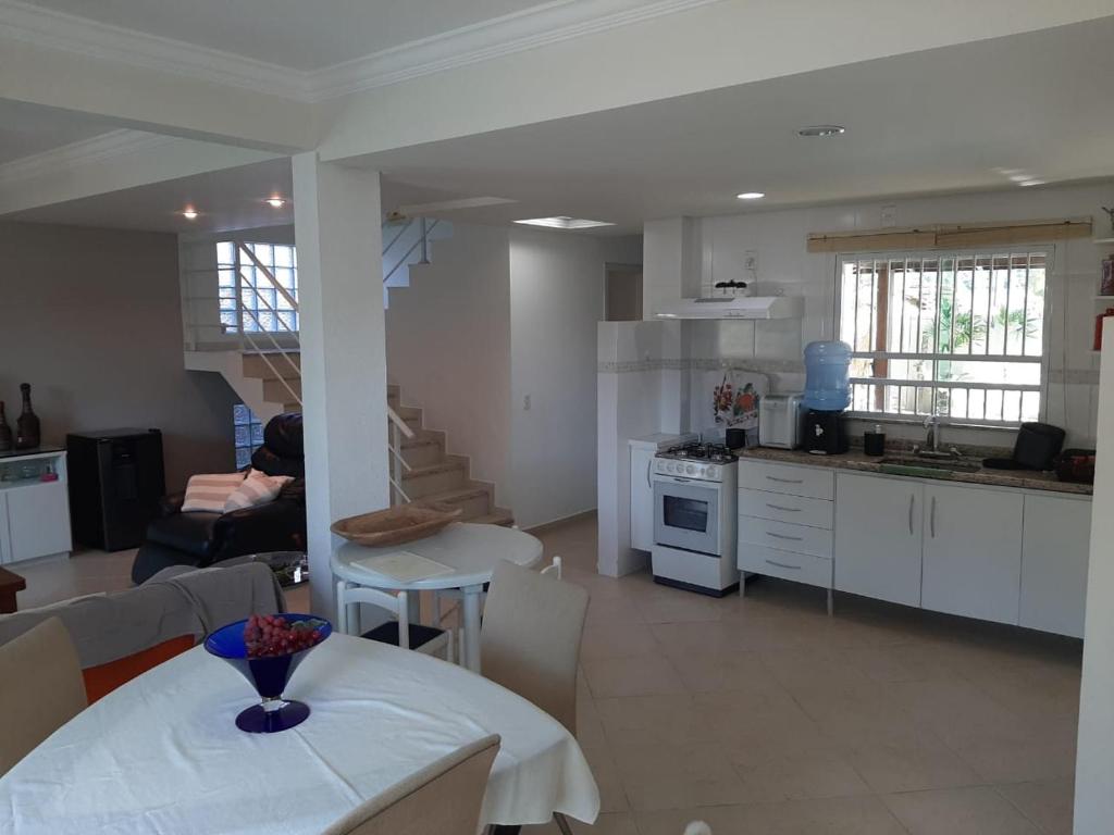  Casa Mariscal com piscina e amplo quintal - Agata