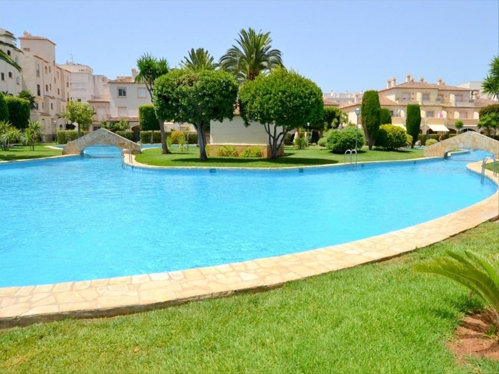 Bazén v ubytovaní Apartamento la Isla Javea - 5008 alebo v jeho blízkosti
