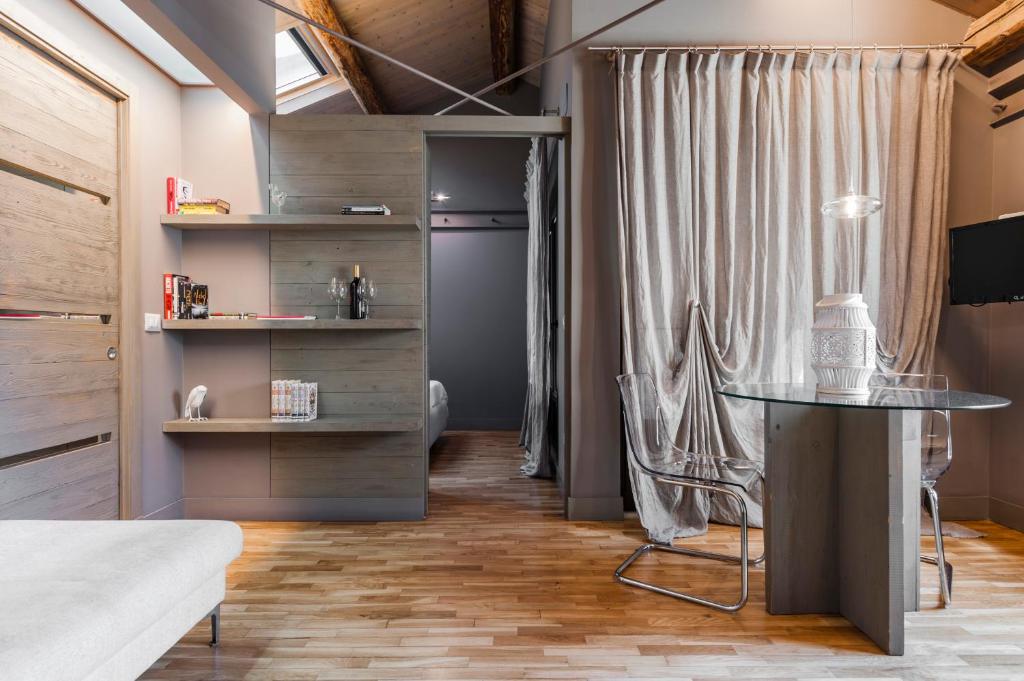 Ferrini Home - Via Monte Sant'Agata - Studio