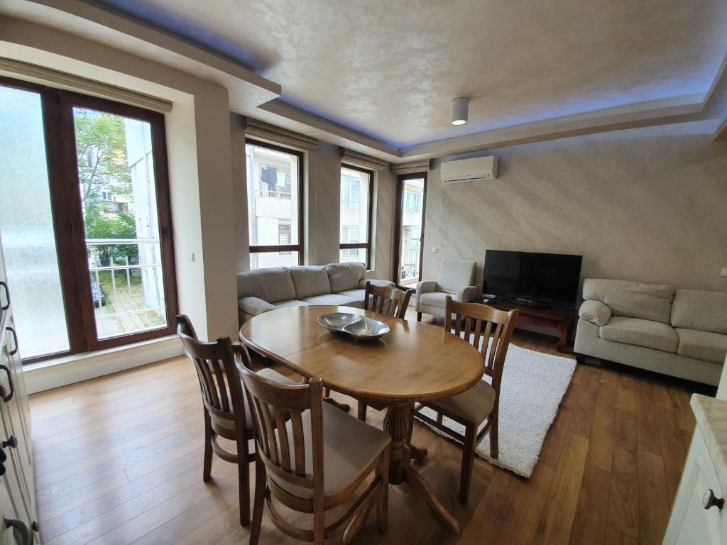 Luxury 2BD apartment in the TOP Centre of Burgas