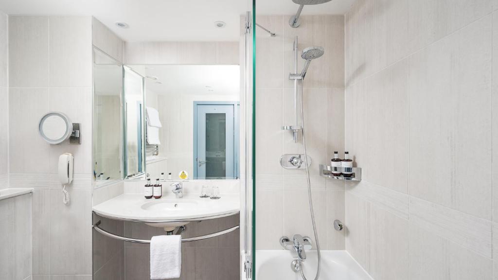 voco St. David's Cardiff by IHG - Resim 13