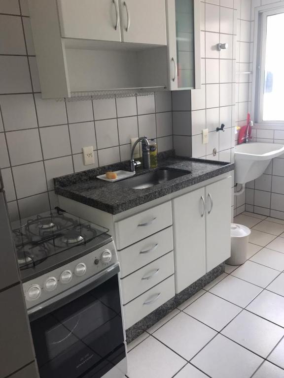  Apartamento 2 quartos bem localizado Caldas Novas