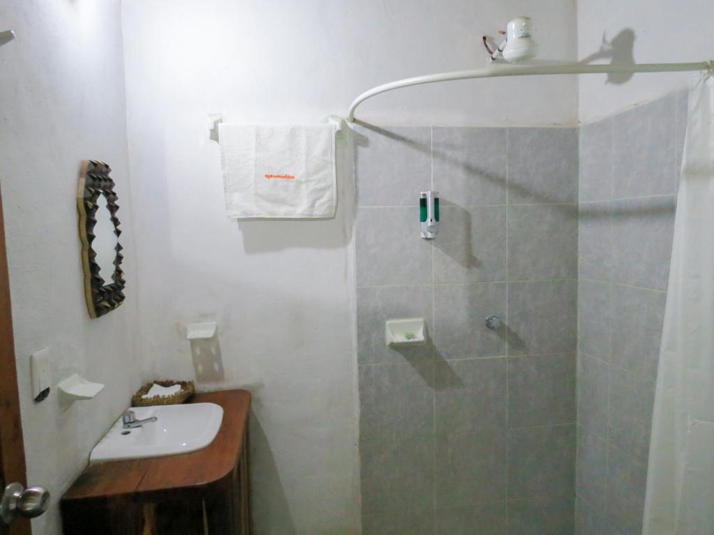 Koupelna v ubytování Cabañas Calakmul