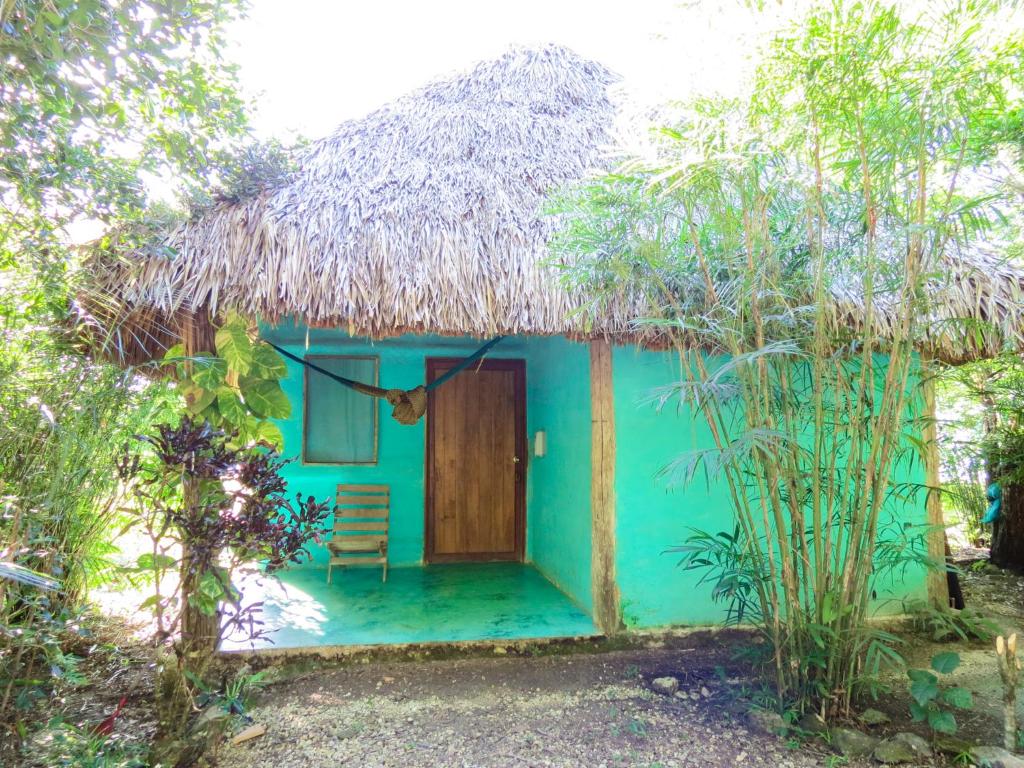 Zahrada ubytování Cabañas Calakmul