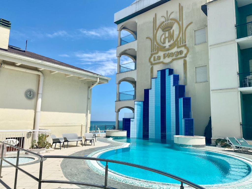 Bazén v ubytování Grand Hotel Michelacci nebo v jeho okolí