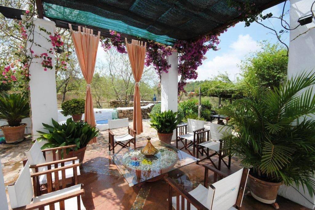 Casa típica Ibicenca, encanto y comodidad, Sant Carles de ...