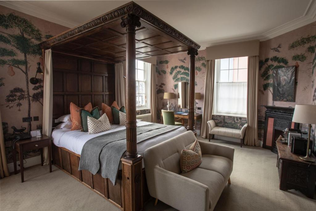The George Hotel and Beach Club - Prestige Double Room