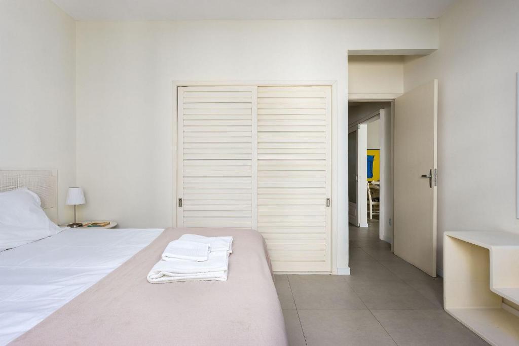  Lindo Apartamento Frente Mar em Balneário Camboriú