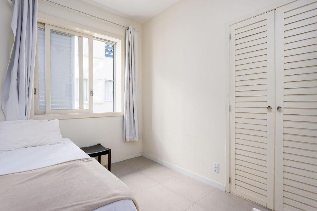  Lindo Apartamento Frente Mar em Balneário Camboriú