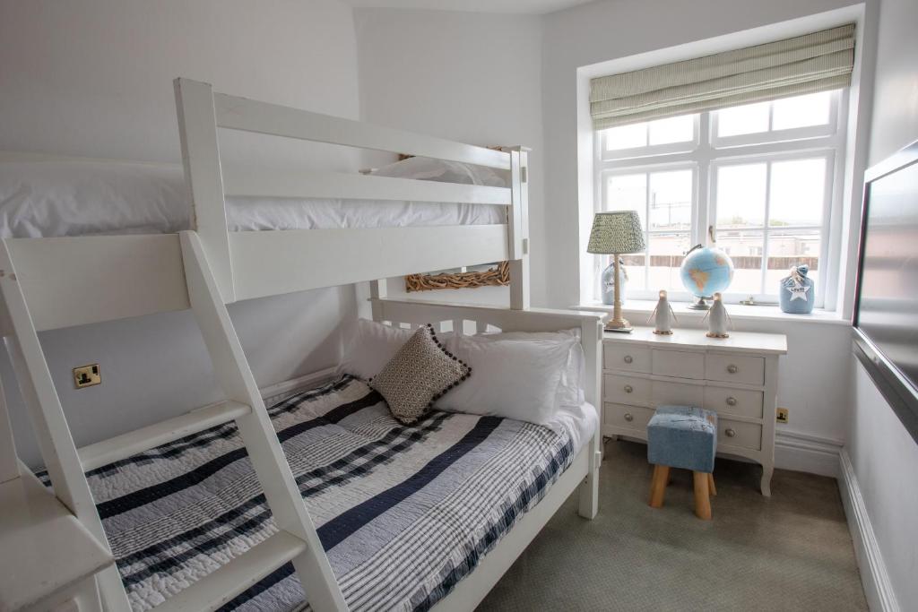 The George Hotel and Beach Club - Salle Familiale