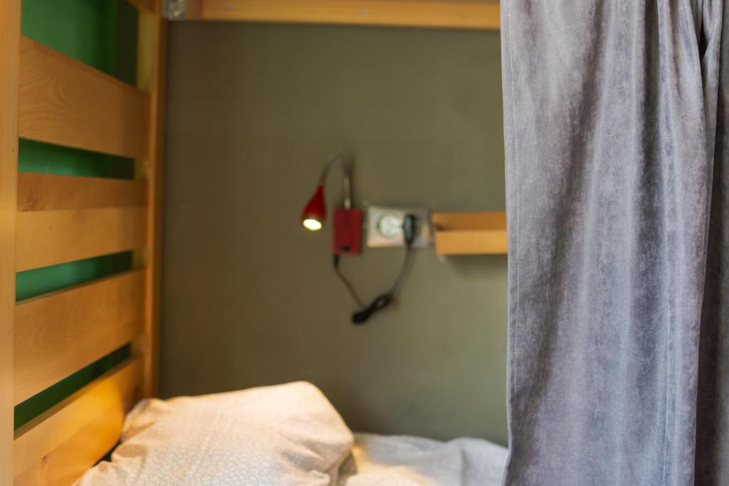 Postel nebo postele na pokoji v ubytování Old Town Hostel Ohrid