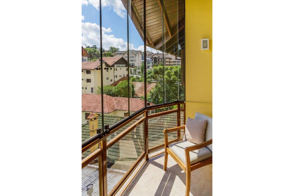 LOCAR- IN GRAMADO Jardim da Serra Centro  LOCAR- IN GRAMADO Jardim da Serra Centro