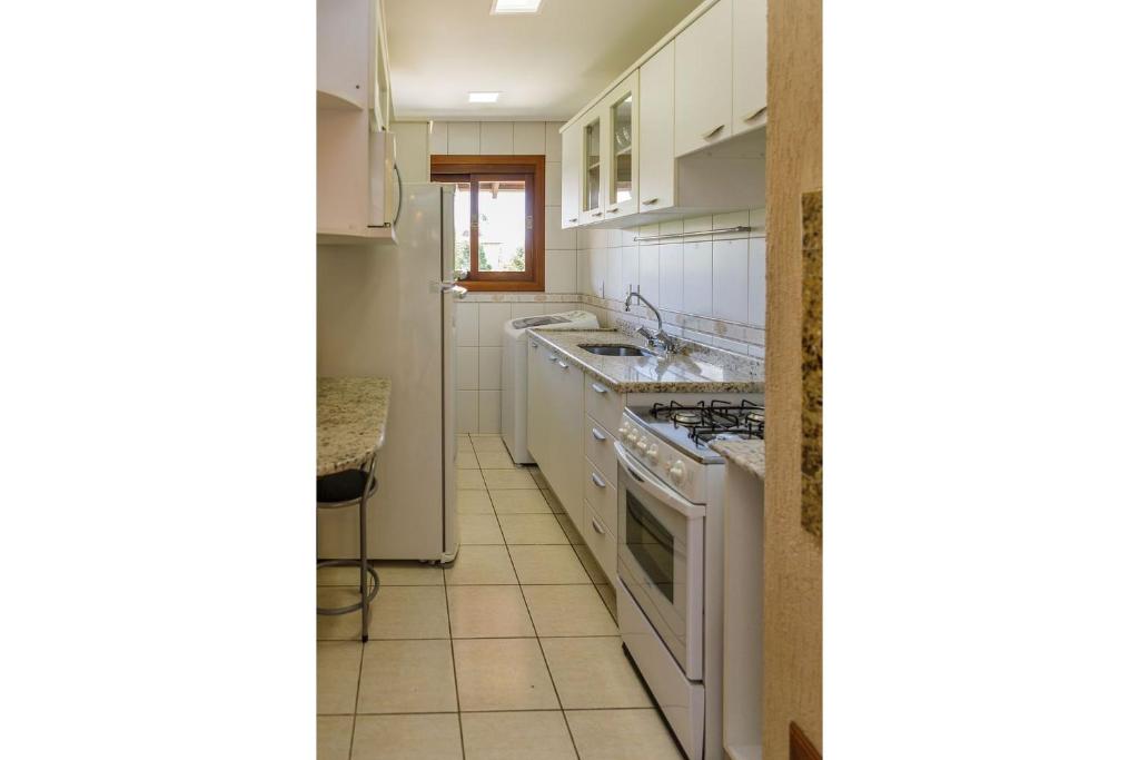 LOCAR- IN GRAMADO Jardim da Serra Centro  LOCAR- IN GRAMADO Jardim da Serra Centro