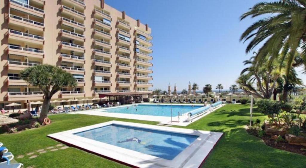 Estudio El Albero Integrado en el edificio PYR céntrico y en primera línea de playa