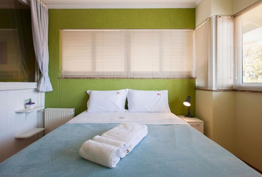 GRAMADO VILLAGE 608 - 4PAX EM COND. COM PISCINA!  GRAMADO VILLAGE 608 - 4PAX EM COND. COM PISCINA!