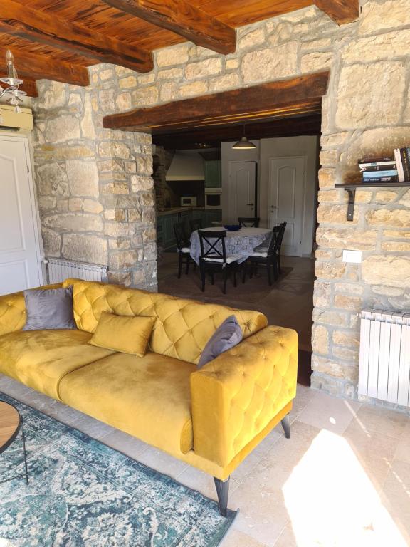Zdjęcie z galerii obiektu Villa CASA ROMANO w mieście Buzet