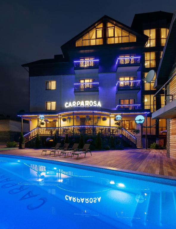 Bazén v ubytování Carparosa Hotel nebo v jeho okolí