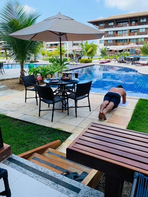 Flat Térreo Frente Piscina