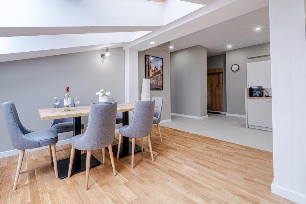 Old Town Vistula Premium Apartments - Resim 14