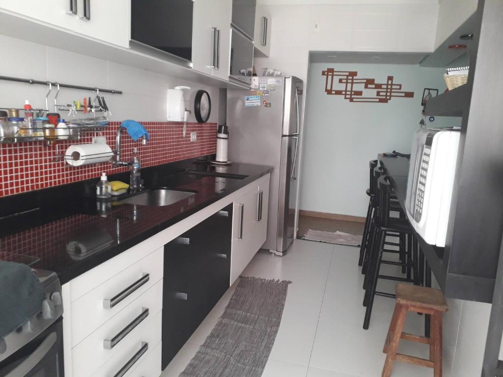  COBERTURA DUPLEX PISCINA PRIVATIVA GUARUJA