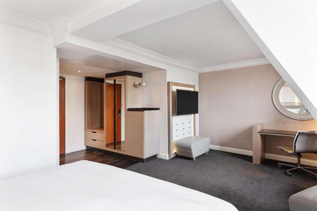 Postel nebo postele na pokoji v ubytování Radisson Blu Hotel, Leeds City Centre