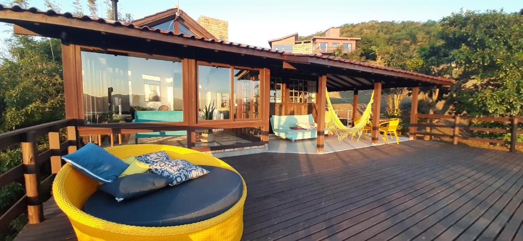  Casa com vista de cinema no morro da ferrugem