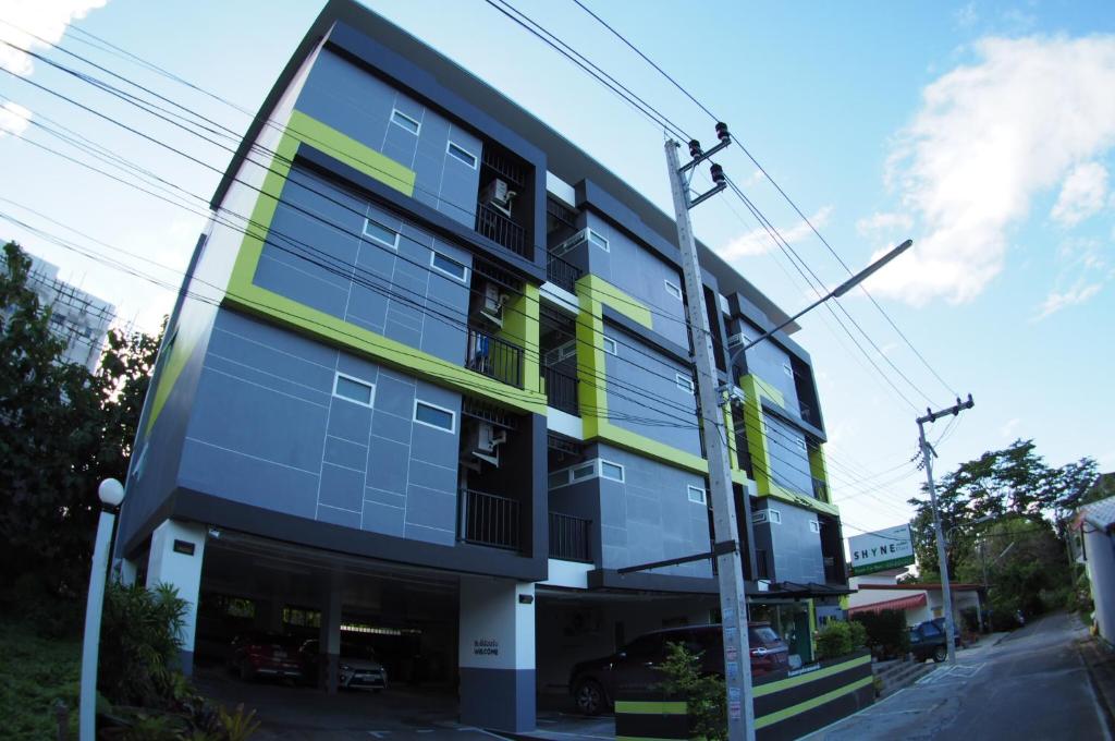 Shyne Place - Resim 9