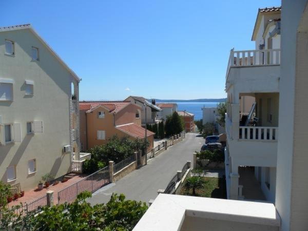 Fotografia z galérie ubytovania Apartment in Okrug Gornji with Seaview, Balcony, Air condition, WIFI (4790-4) v Trogiri