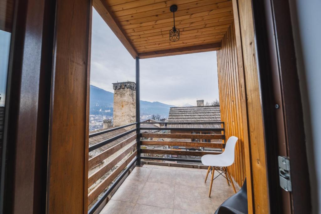 Nespecifikovaný výhled na hory nebo výhled na hory při pohledu z hotelu