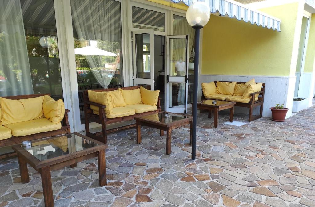 Posezení v ubytování Hotel Ai Pini